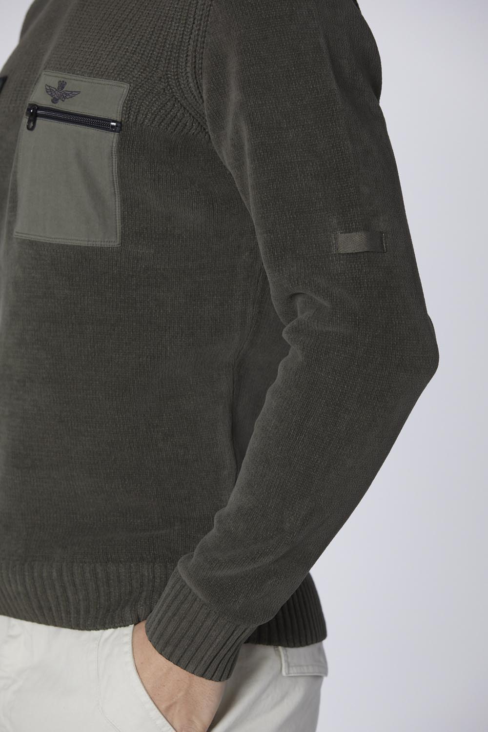 detail Svetr maglia girocollo 242MA1515L539