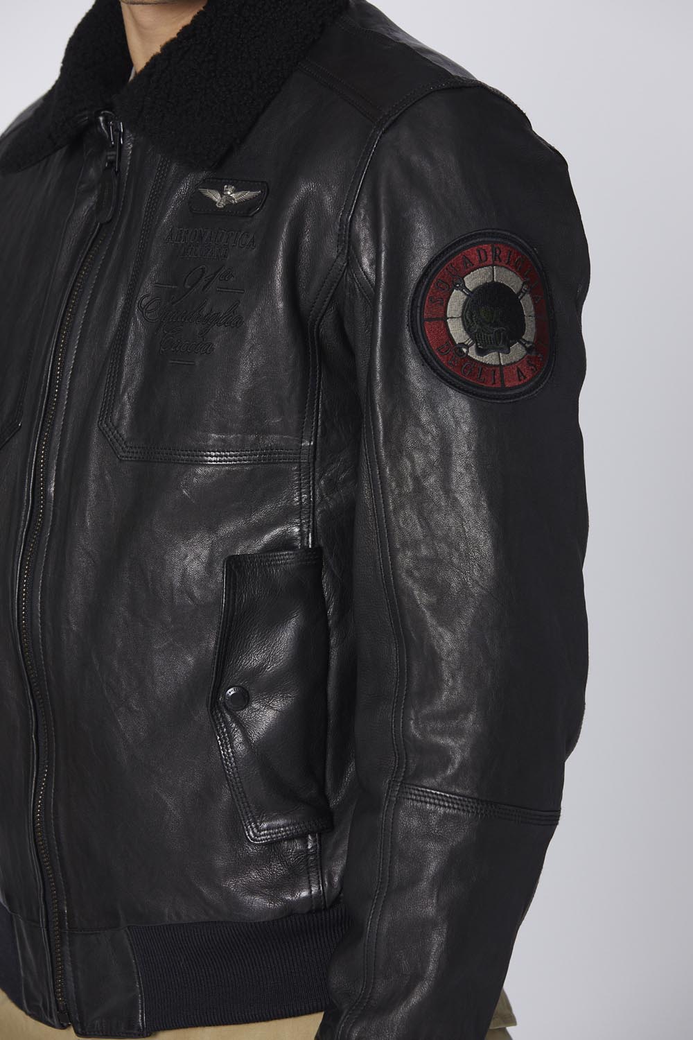 detail Bunda pilot 242PN947PL147