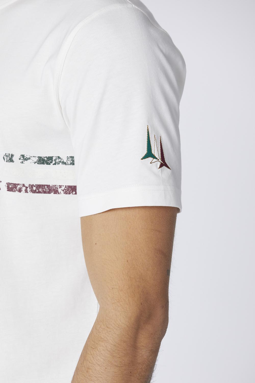 detail Tričko t-shirt m.c. 242TS2336J641