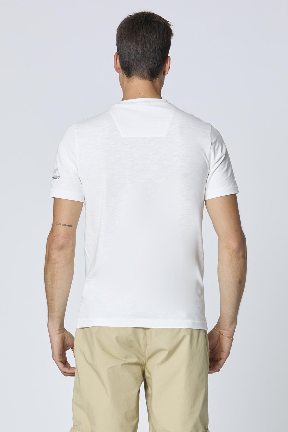 detail Tričko t-shirt m.c. 251TS2422J686