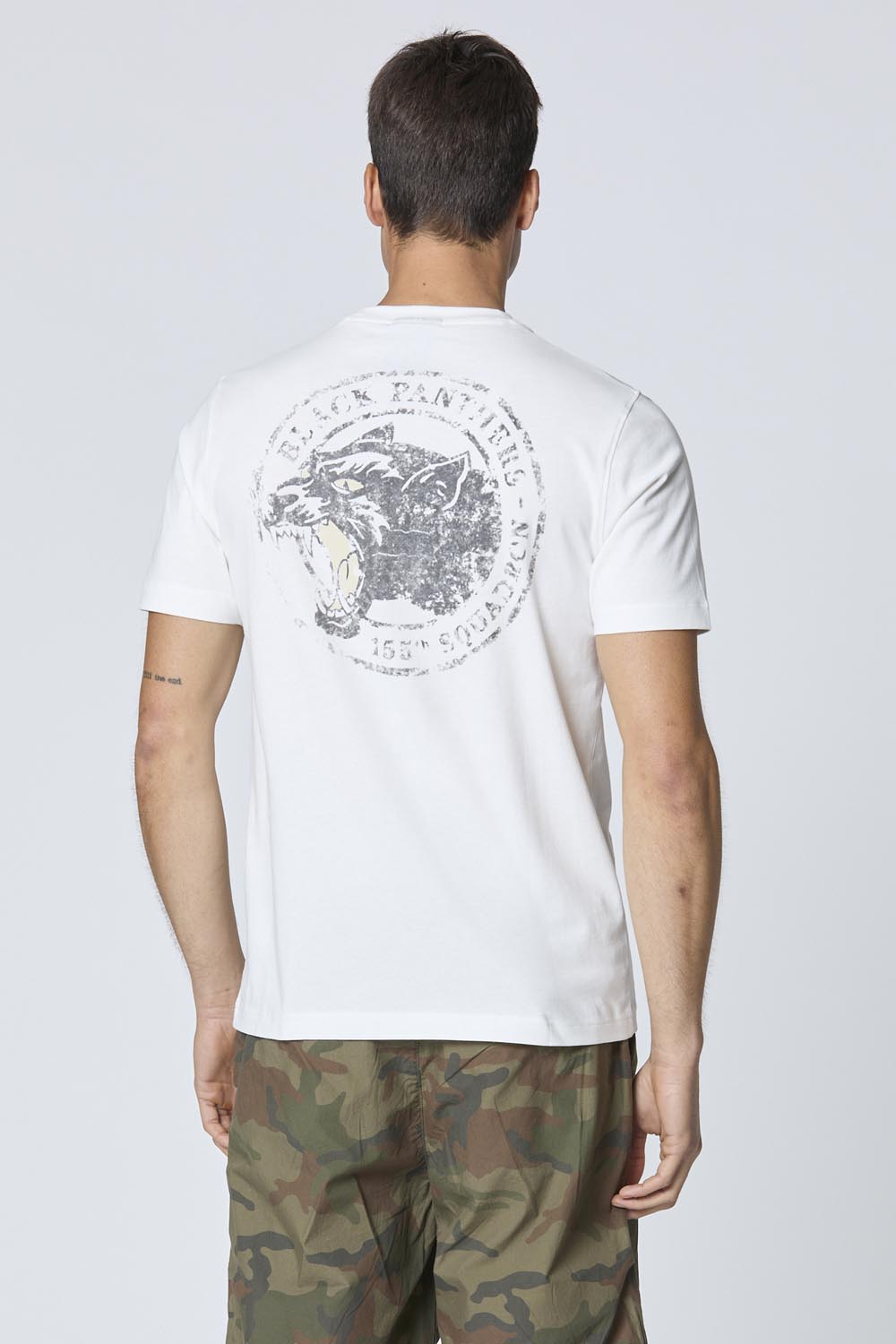 detail Tričko t-shirt m.c. 251TS2424J641