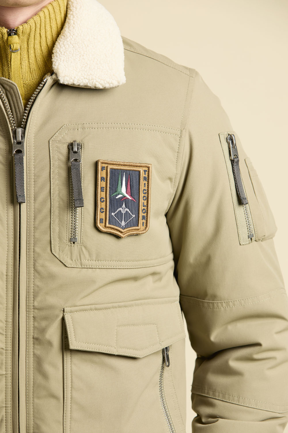 detail Bunda pilot 252AB3024UCT03151