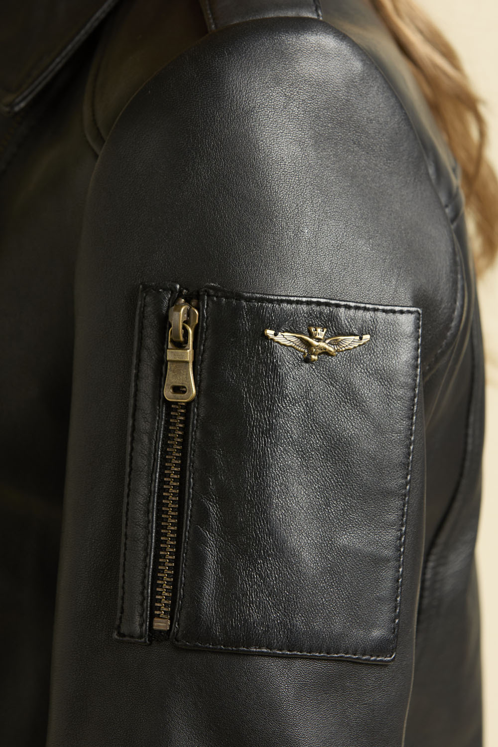 detail Bunda chiodo 252PN0792DPL00301