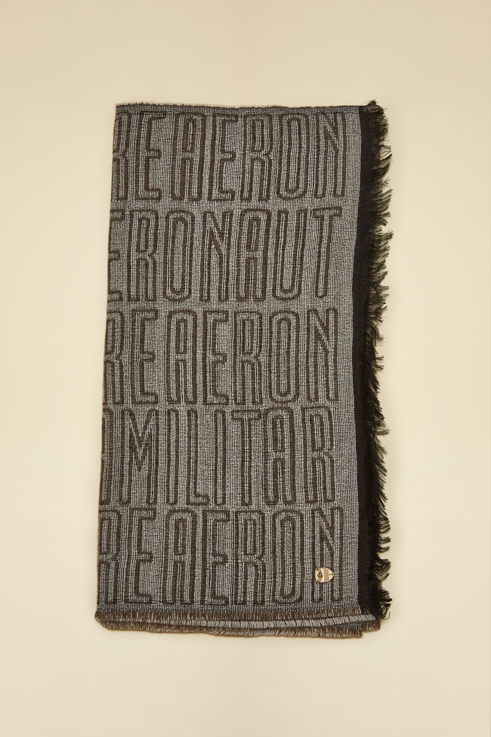 detail Šála sciarpa 252SH1168DL00920