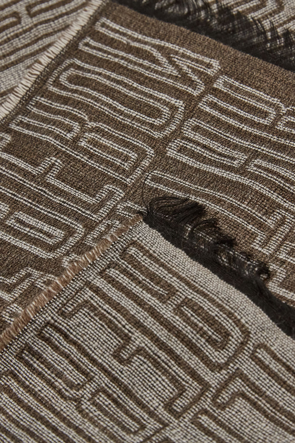 detail Šála sciarpa 252SH1168DL00920