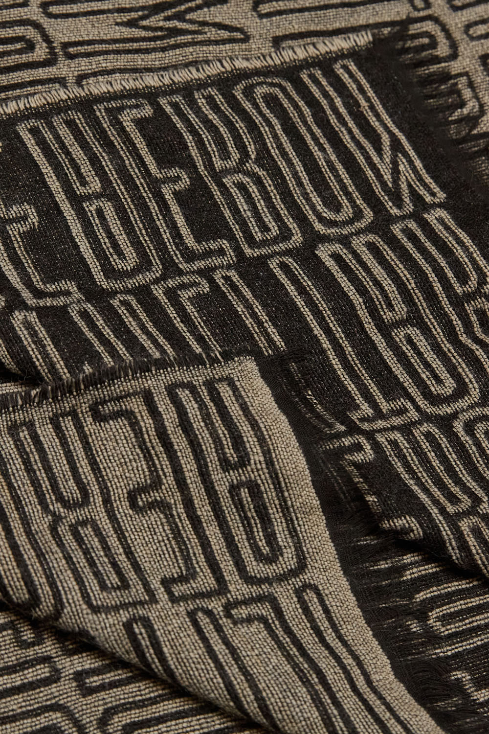 detail Šála sciarpa 252SH1168DL00920