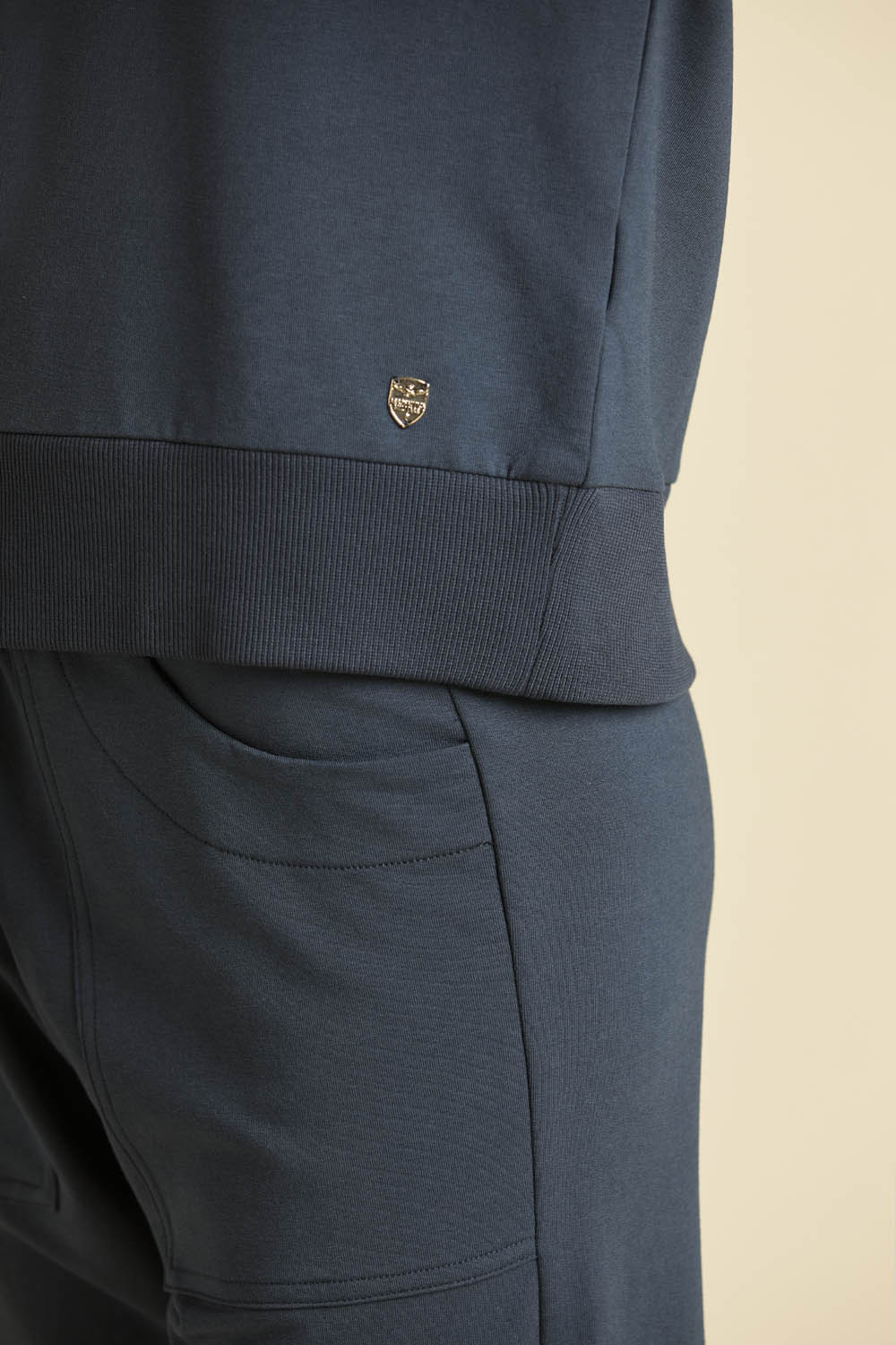 detail Mikina felpa girocollo 261FE2083DF00587