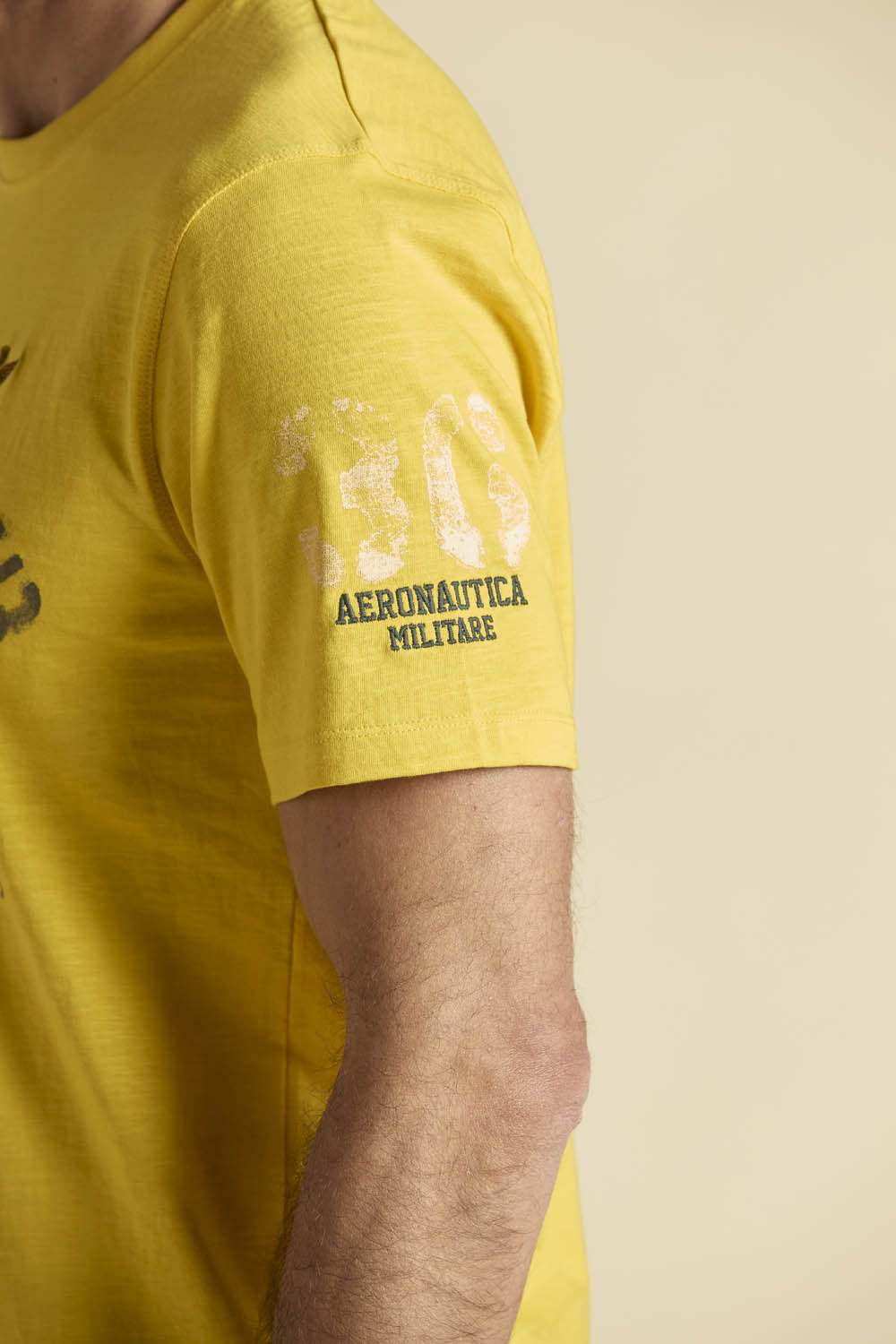 detail Tričko t-shirt manica co 261TS2525UJ00686