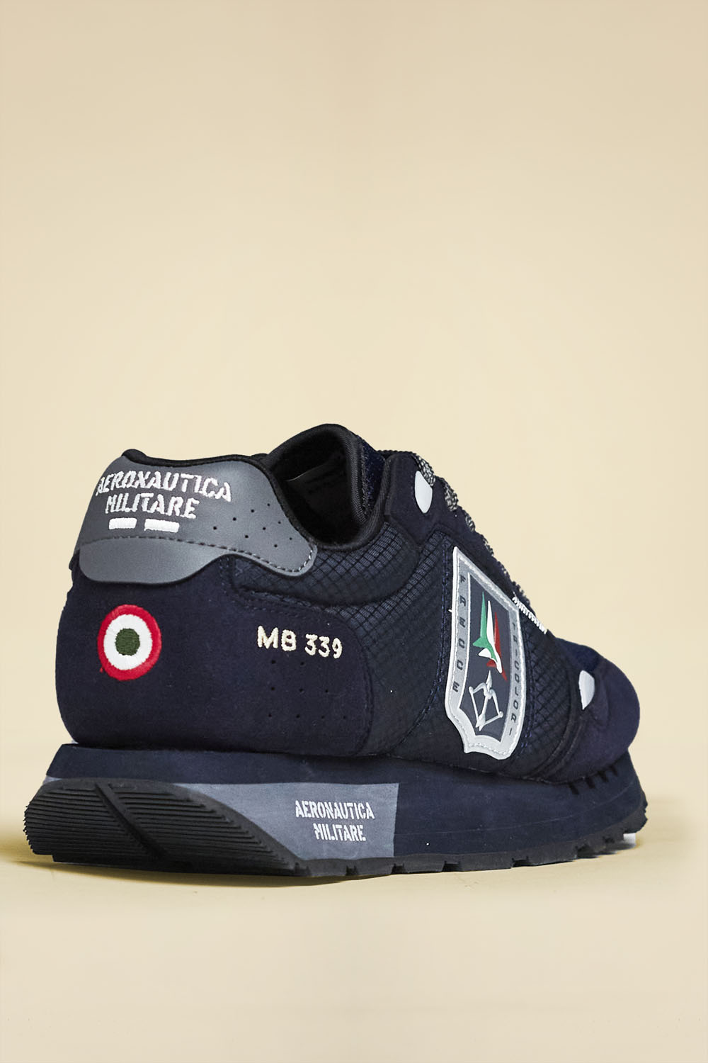 detail Boty sneakers 262SC0292UCT04393