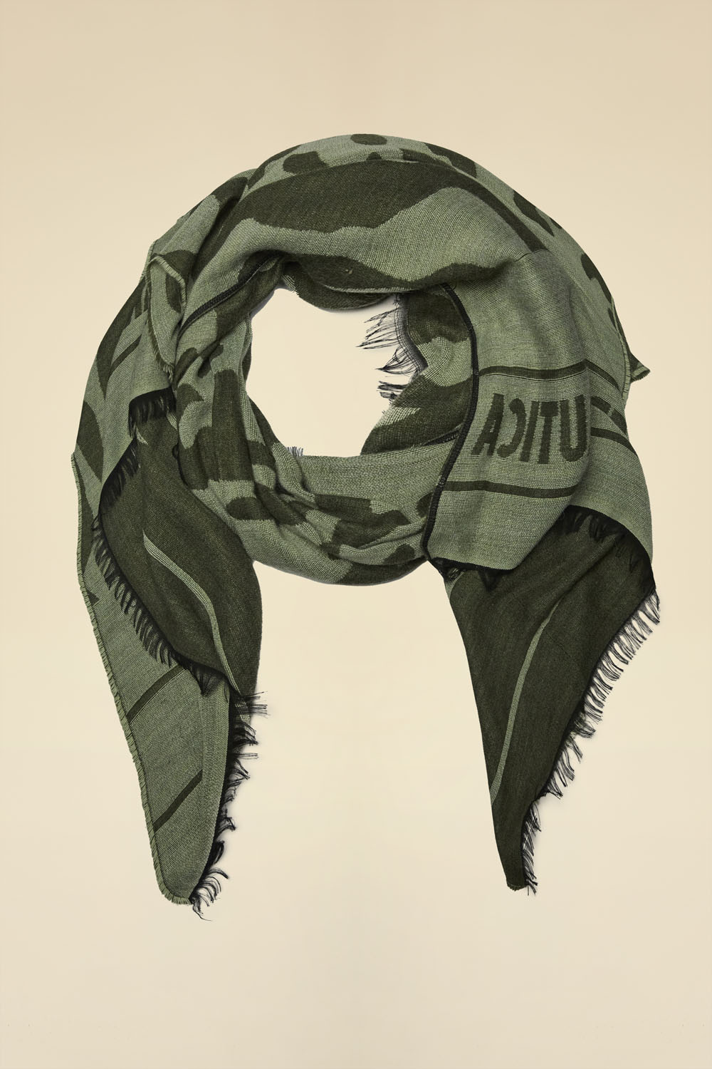detail Šála poncho 262SH1173DL00961
