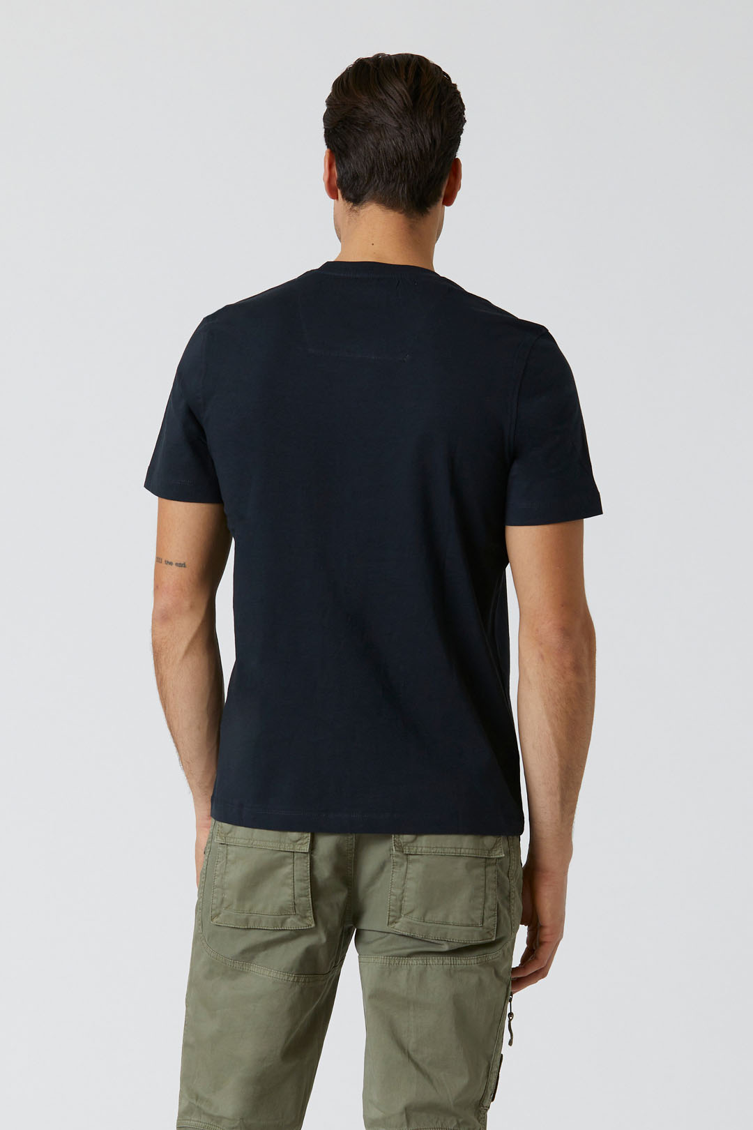 detail Tričko t-shirt m.c. 231TS1580J372