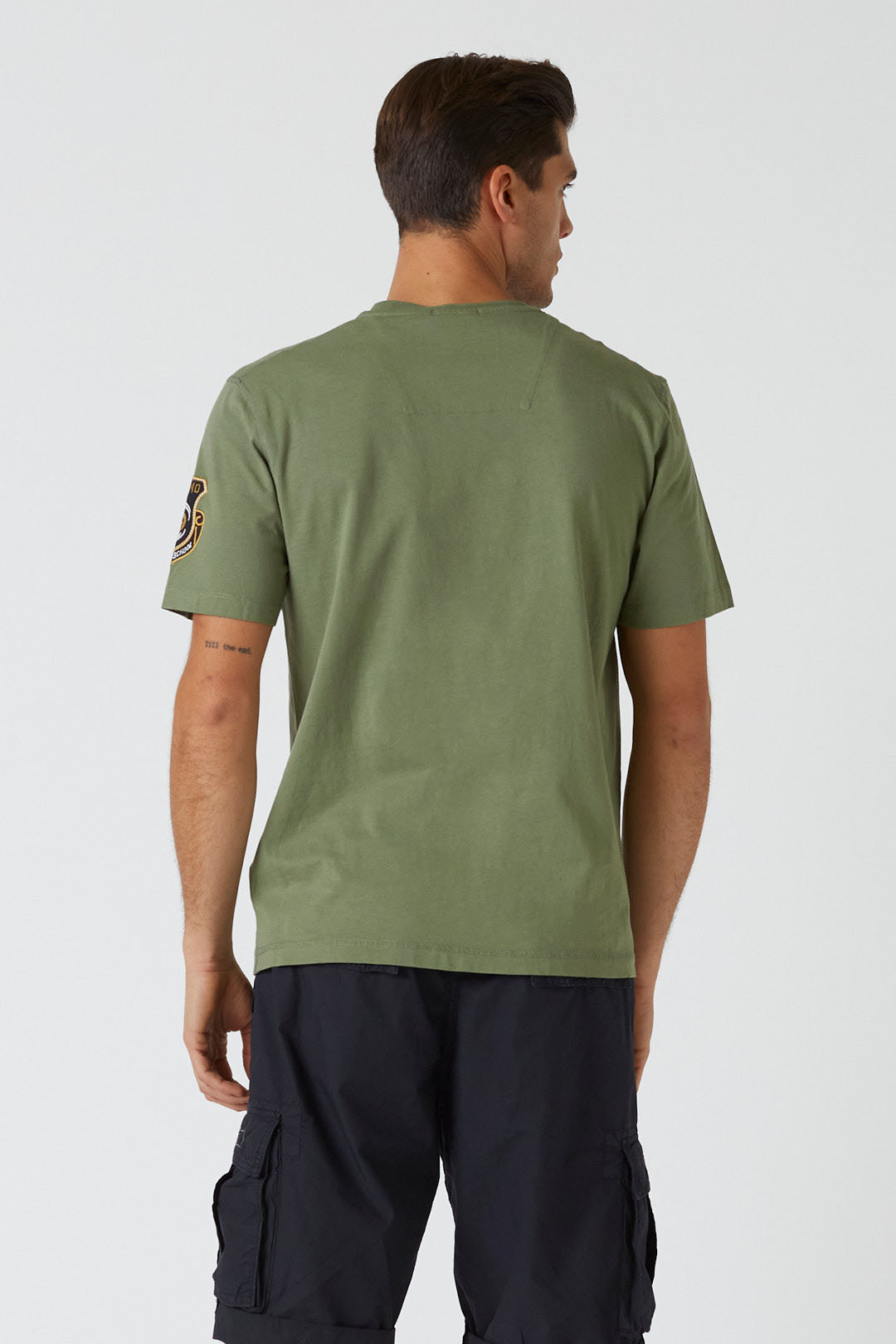 detail Tričko t-shirt m.c. 231TS2055J584