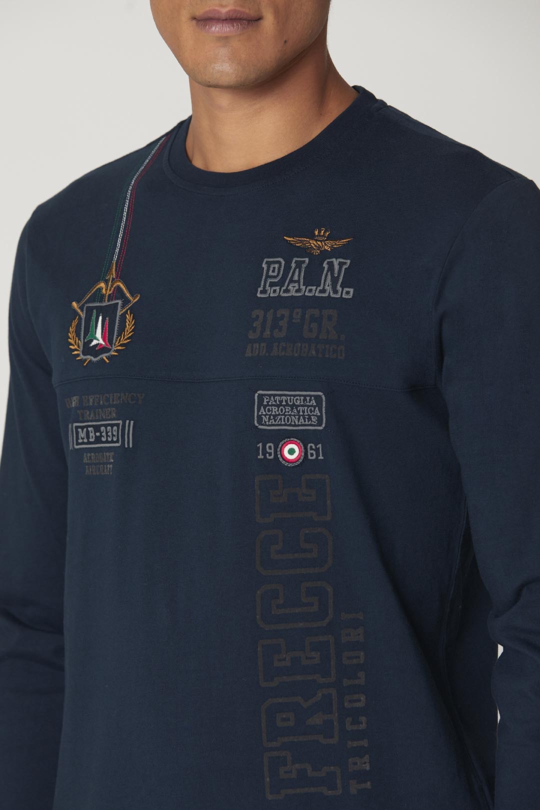 detail Tričko t-shirt m.l. 232TS2140J589
