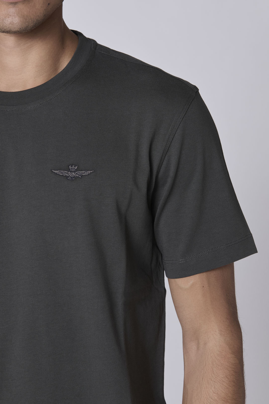 detail Tričko t-shirt m.c. 242TS2065J592