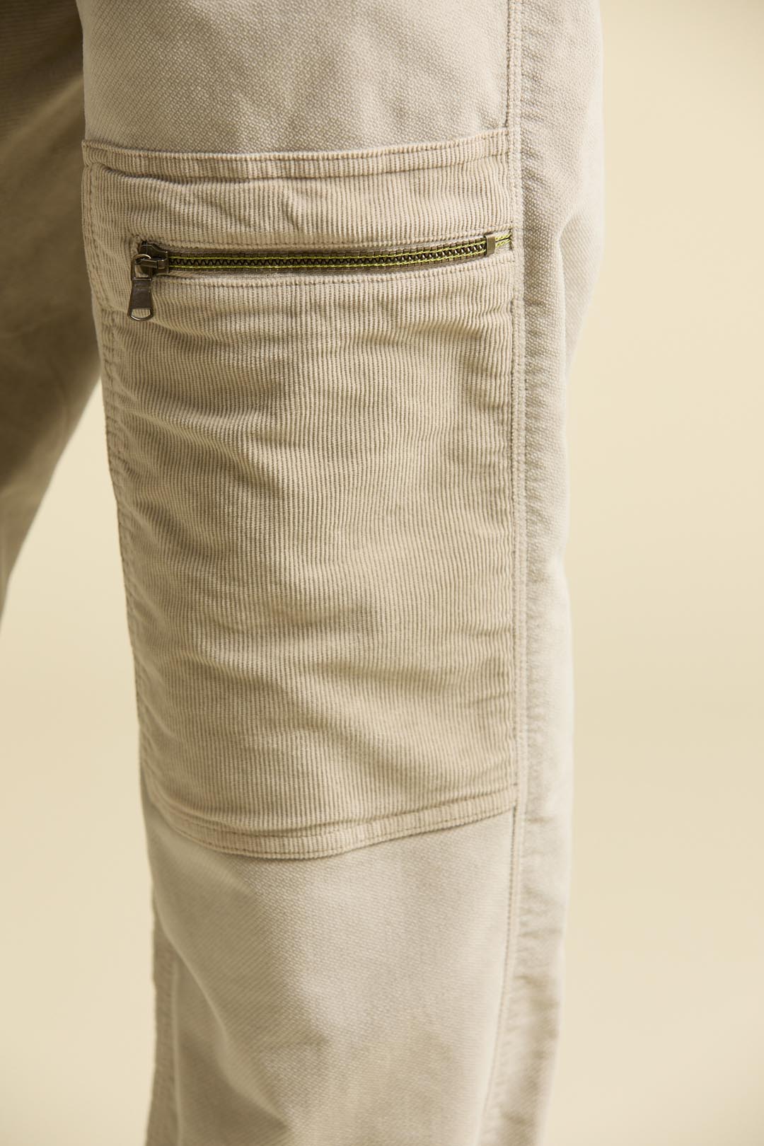 detail Overal tuta intera 252TU0152DCT04220