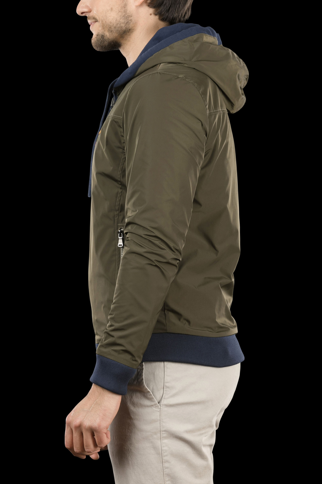 detail Mikina felpa nylon reversibile 172AF171CT2134