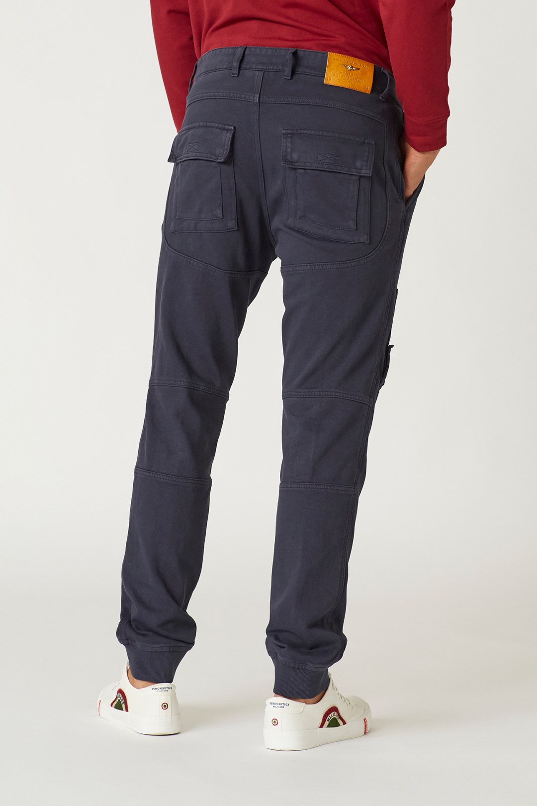 detail Kalhoty pantalone 222PF743J505
