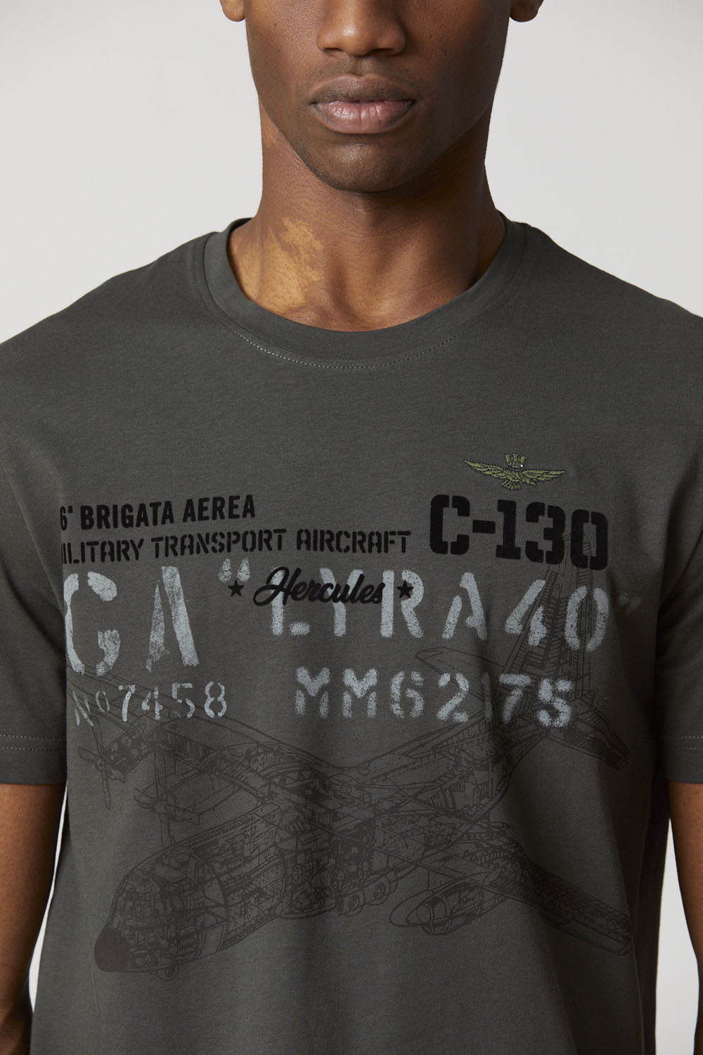 detail Tričko t-shirt m.c. 232TS2146J538